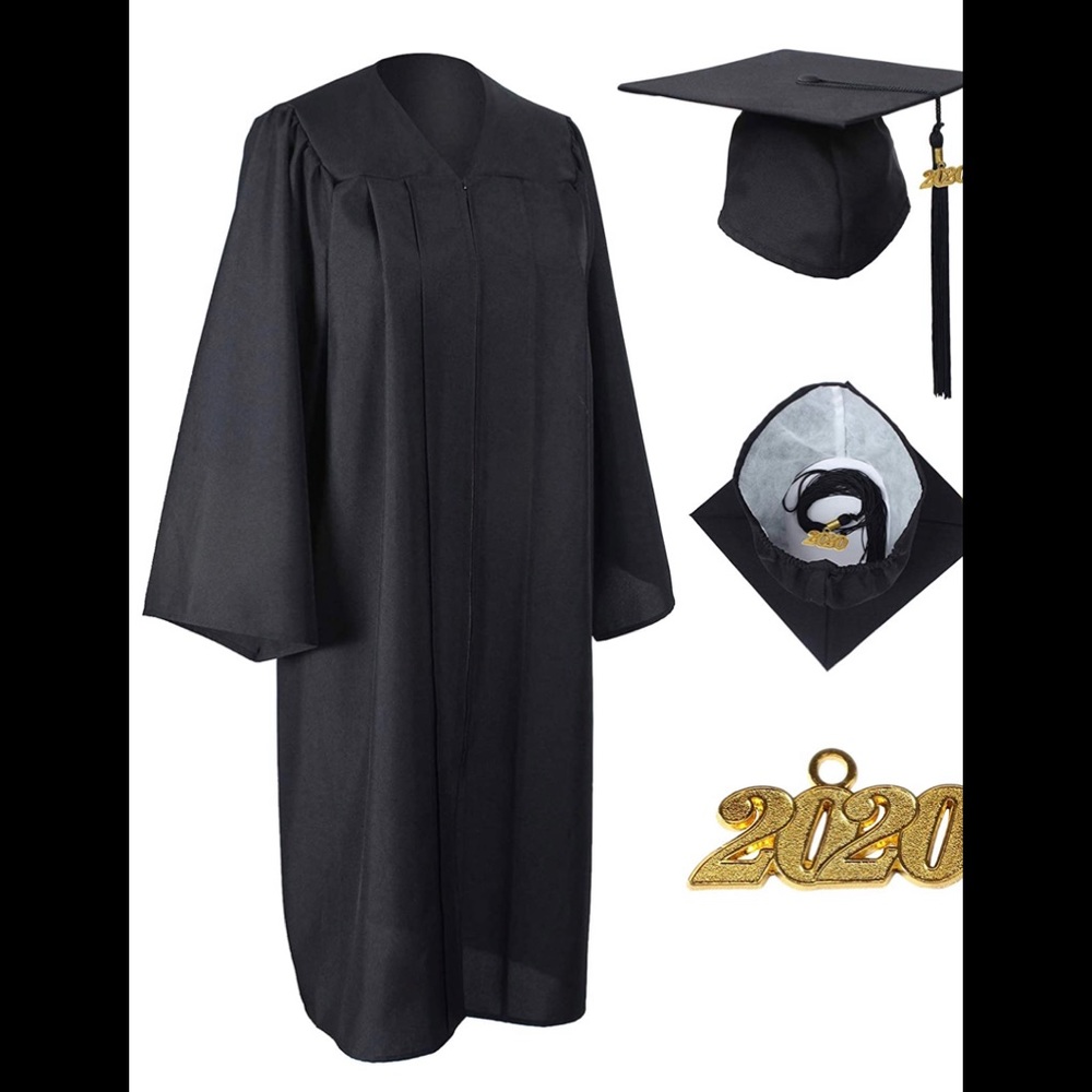 Graduation gown‼️